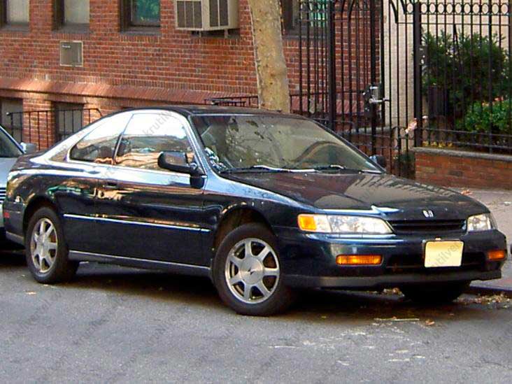 Хонда 95 год. Honda Accord 1995. Honda Accord Coupe 1995. Honda Accord 95. Honda Accord 1993 Coupe.