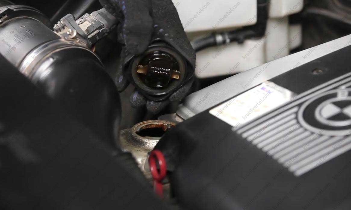 Как поменять масло в двигателе BMW X5 E53