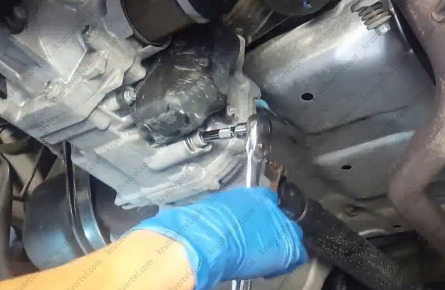 Экспресс замена масла в двигателе Хонда СРВ (Honda CR-V)