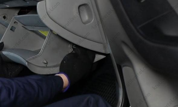 Замена салонного фильтра Hyundai Elantra HD